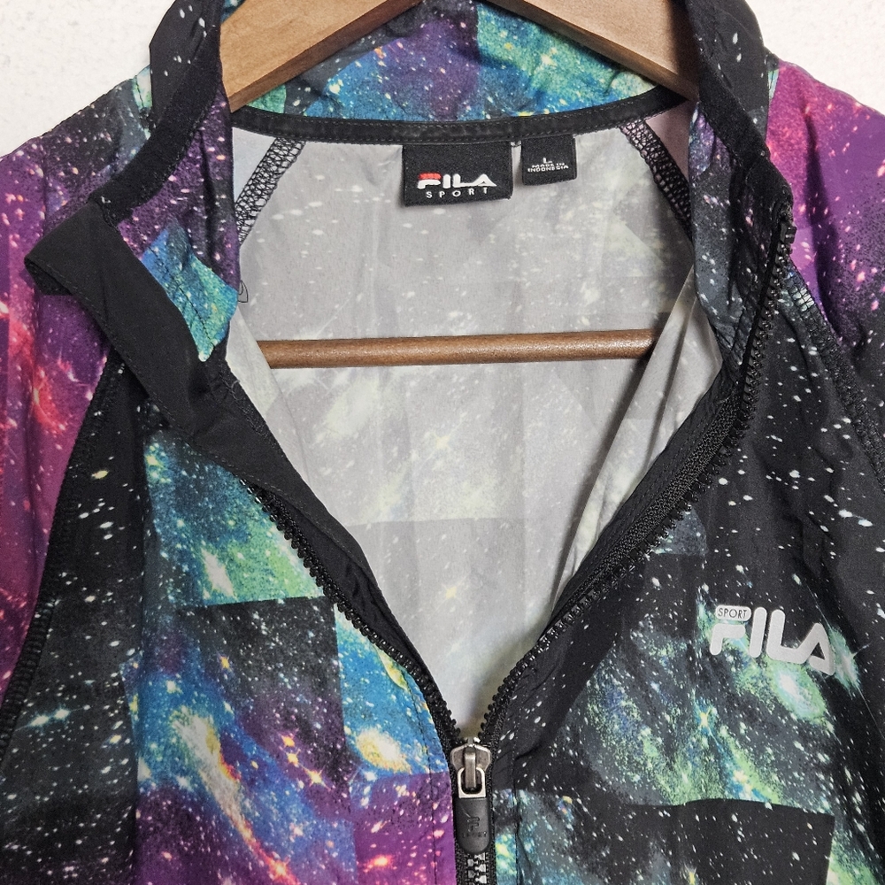 FILA Sport Galaxy Windbreaker with Mesh Bottom Size Large *zipper is broken - Picture 9 of 16